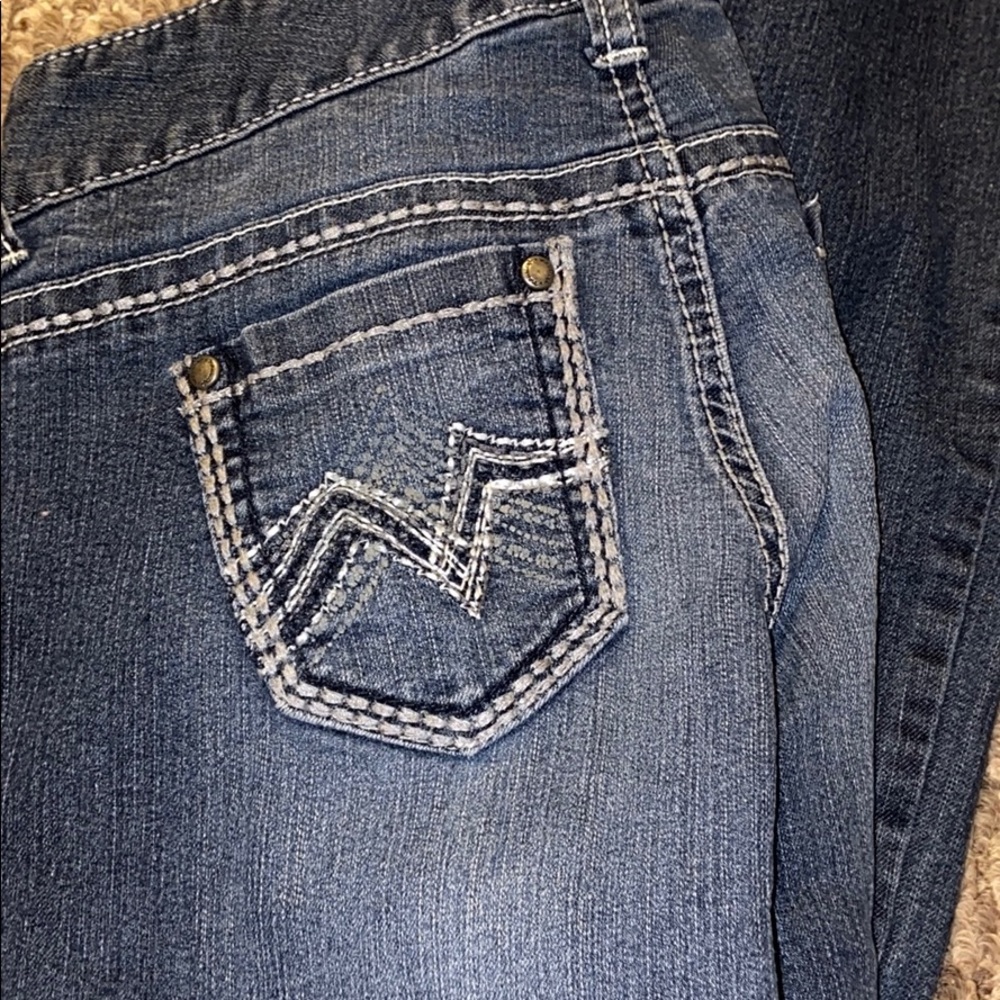 Jeans - Picture 2 of 3